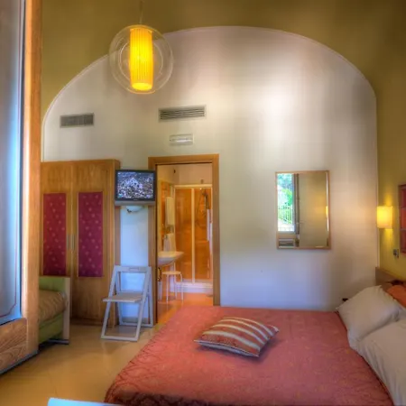 Hotel Zeus 3*